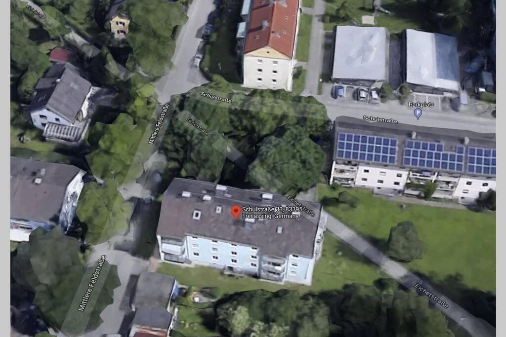 Eg Rechts -Wunderschone 80M² Grosse 3-Zimmer City Wohnung Nahe Salzburg فريلاسنغ المظهر الخارجي الصورة