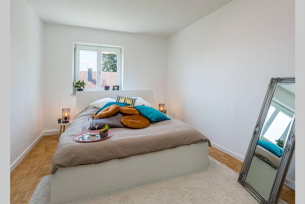 Eg Rechts -Wunderschone 80M² Grosse 3-Zimmer City Wohnung Nahe Salzburg فريلاسنغ المظهر الخارجي الصورة