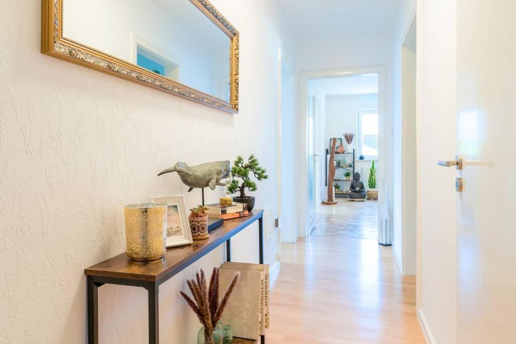 Eg Rechts -Wunderschone 80M² Grosse 3-Zimmer City Wohnung Nahe Salzburg فريلاسنغ المظهر الخارجي الصورة